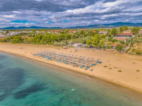 Гостиница Coral Blue Beach Hotel Gerakini  Геракини